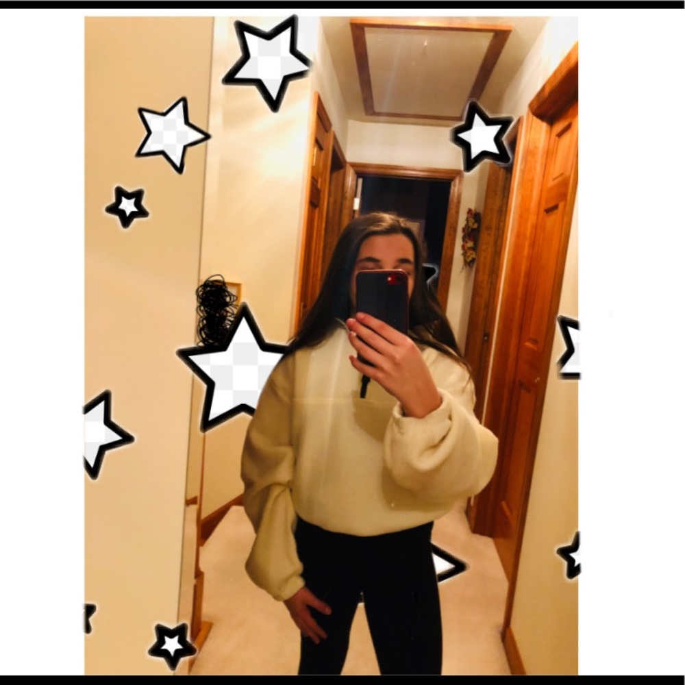 Eggshell White Sherpa pullover